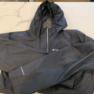 Girls Columbia Rain/Wind jacket - size 10/12